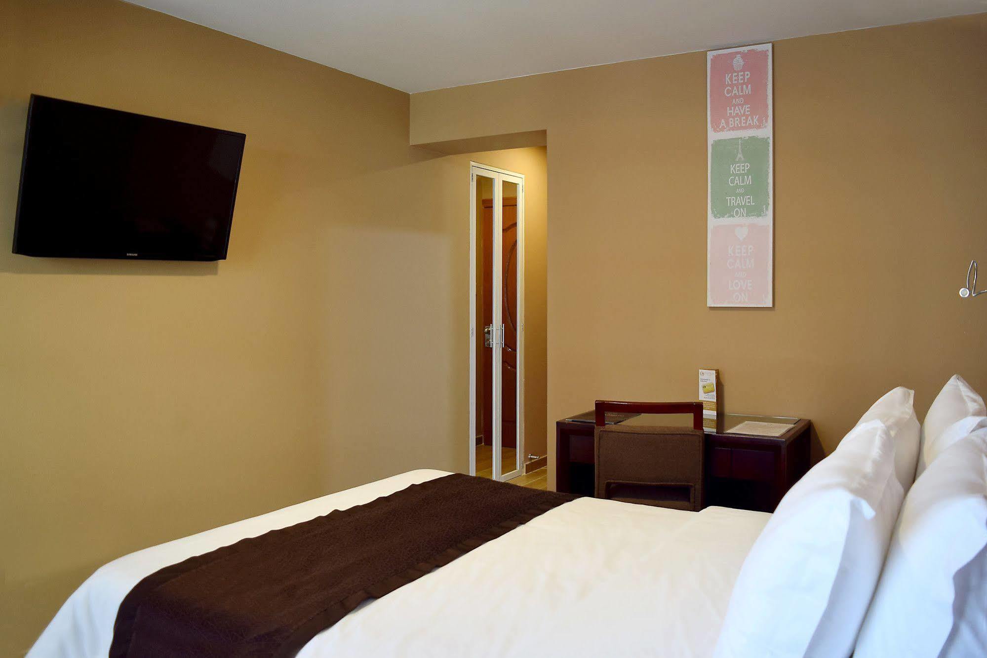Gran Mundo & Hotel